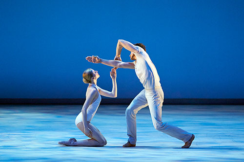 Olga Esina, Roman Lazik: Vers un pays sage, Christophe Maillot. © Wiener Staatsballett / Michael Pöhn maillot esina lazik