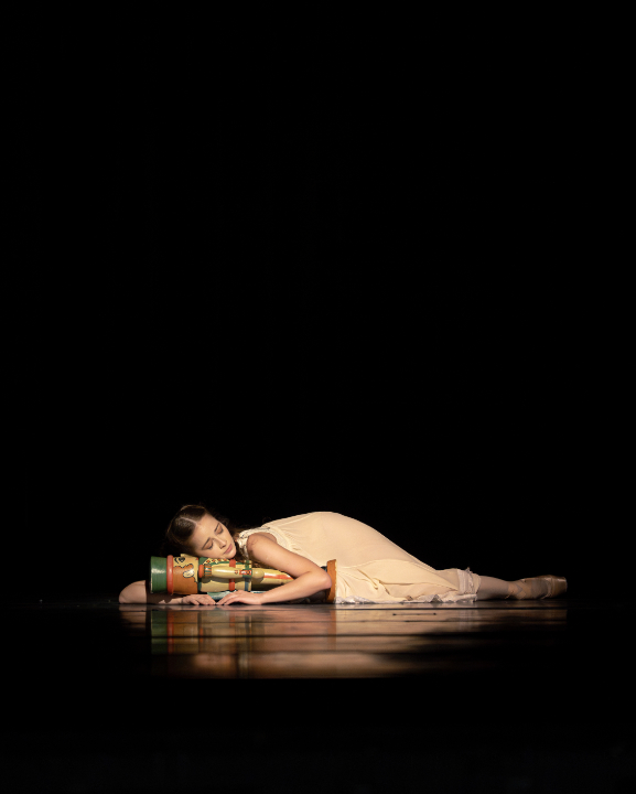 Bayerisches Staatsballett: "Der Nussknacker", Ch: John Neumeier. Im Bild: Zhanna Gubanova © Nicholas MacKay Nussknacker3