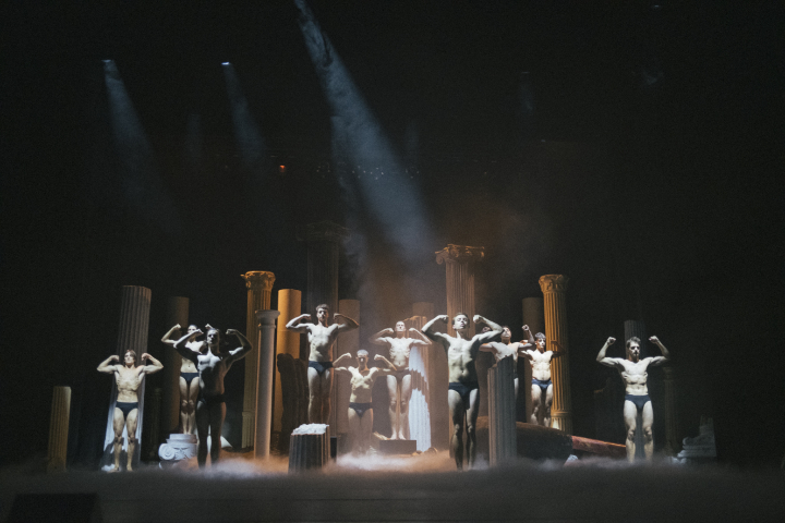 Michiel Vandevelde, Pankaj Tiwari und Eneas Prawdzic, Violenza 2025 (2025) © steirischer herbst / Clara Wildberger Violenza1