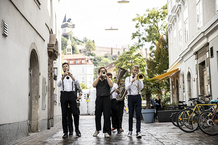 ; Steinbauer & Dobrowsky mit Eddi Luis and his Jazz Passengers: „Storyville – The Big Easy in Graz – Jazz passiert“ © Nikola Milatovic storyville1